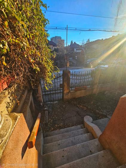 Casă cu arhitectură interbelică, 5 camere, teren 409 mp – Central - 47