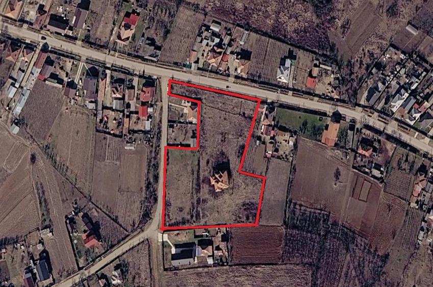 Teren  8 227 mp + Casa demolabila de vanzare in Filiasi -  Fratostita Dolj - 6