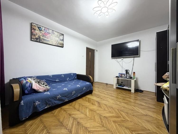 Apartament 3 camere, decomandat, 64mp utili, etaj 3 - Piata Doina - 1
