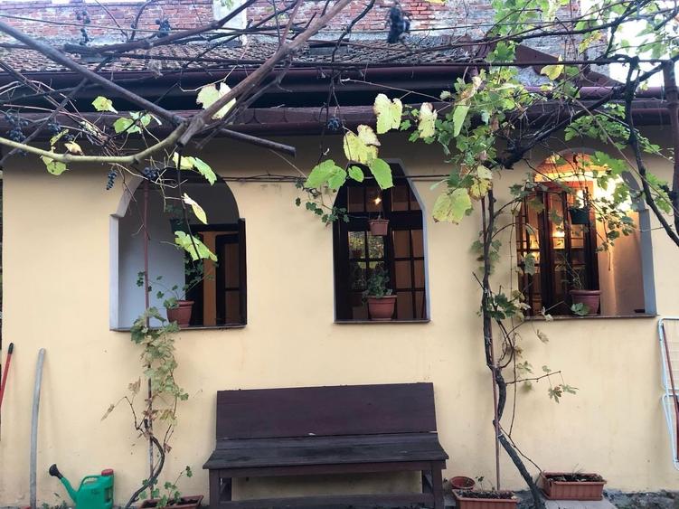 Ap la casă, curte comună, 1 cameră, 40mp, Odobescu! - 10