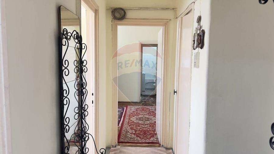 Apartament cu 3 camere de închiriat în zona Podgoria - 10