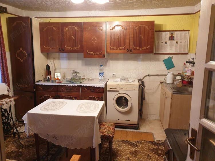 Casa ?i teren de vanzare - 7