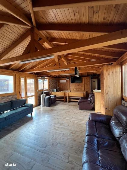 Casa de vanzare + 2 spa?ii comerciale func?ionale + foi?or acoperit - 8