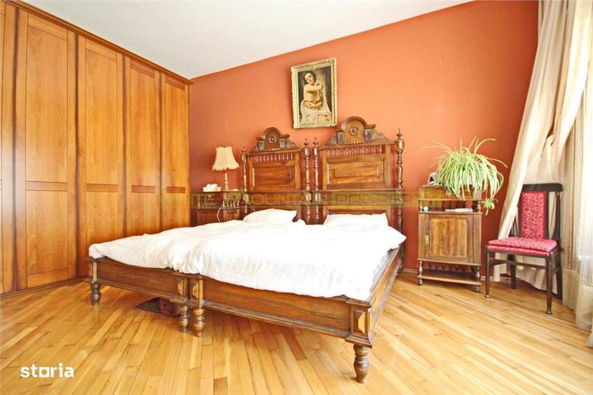 Apartament cu 2 camere, mobilat în Schei