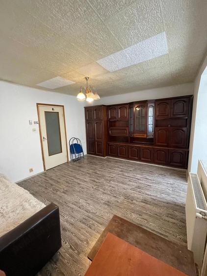 Vand sau schimb - apartament cu 1 camera Dambu - 3