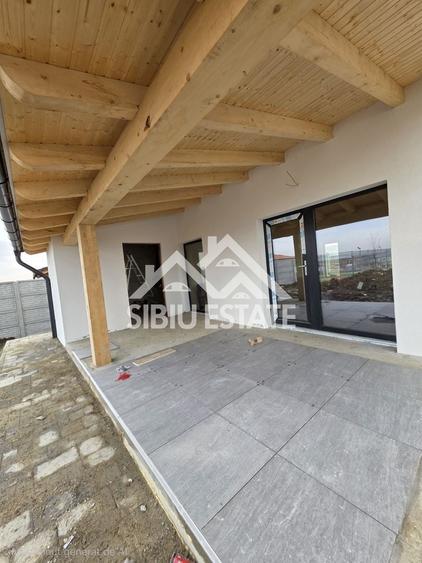 Casă individuală de vânzare – Șura Mică ,Teren 500 mp, zonă linistita - 8