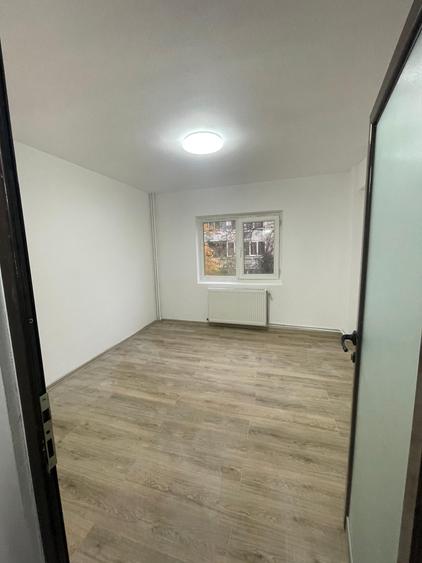 Apartament 3 camere 76 mp etaj 2, centrala termica 12 min Metrou Lujerului - 9