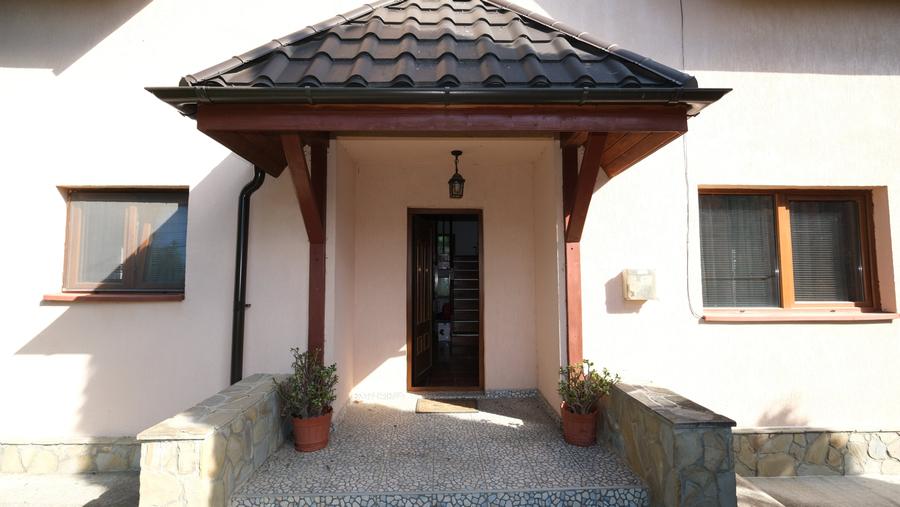 Vanzare casa P+M+Pod construita in 2009 in Breaza Prahova teren plat, totul nou - 29