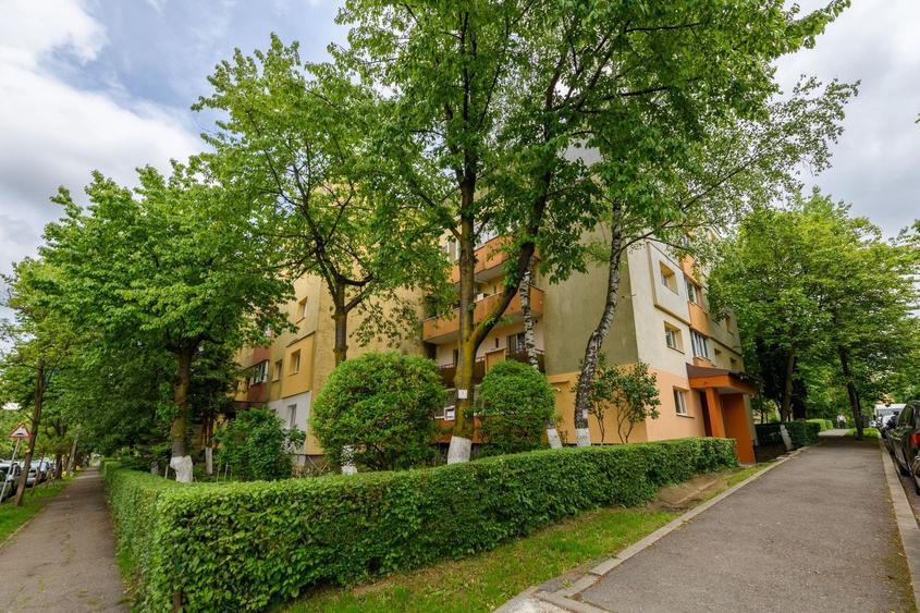 Apartament 4 camere, etaj 2, str. Castanilor, garaj de beton. - 23