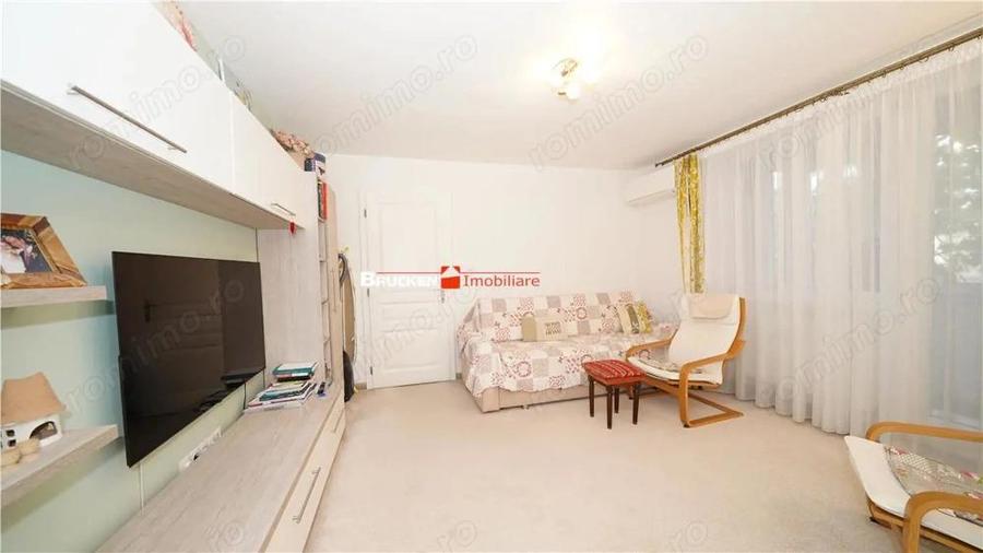 Apartament 3 camere complet renovat Piata Bucuresti, Oradea - 4