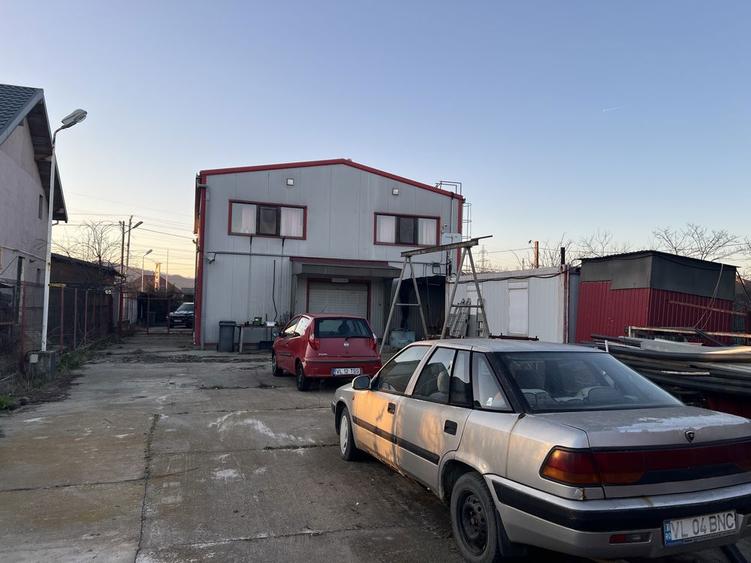 Hala Showroom+Service Raureni 4 benzi 300mp plus curte betonata - 7