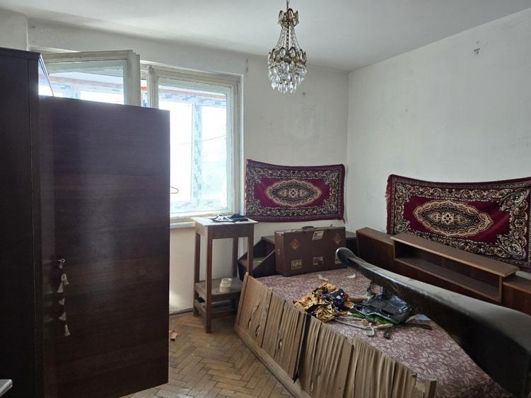 Bucur  Obor, 10 minute metrou, pe strada Ferdinand, - 2