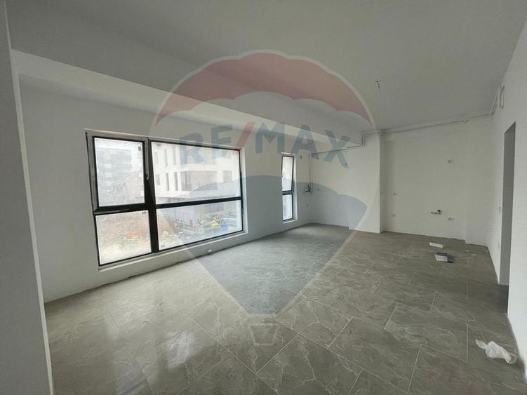 Apartament 2 camere de vanzare in Mamaia Nord - 2