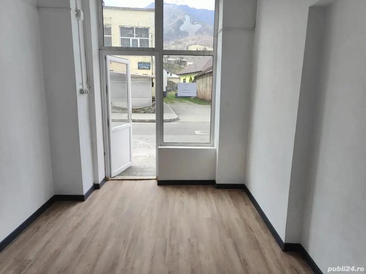 Vand spatiu comercial - 3