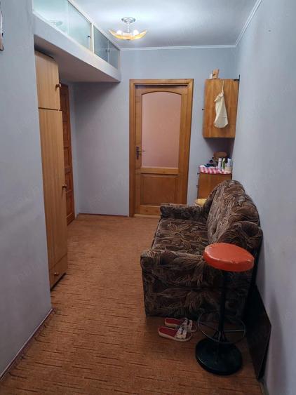 De vanzare apartament cu 2 camere, str. Splaiul Crisanei - 8