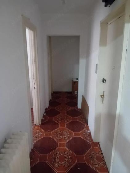 Ap o camera Asirom central 35mp parter decomandata centrala termopan - 10