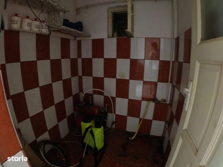 Casa cu teren generos de vanzare in orasul Miercurea Sibiului - 11