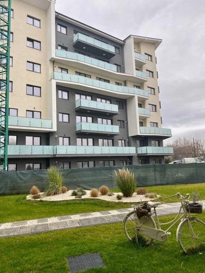 Spatiu comercial, 52 mp + 16mp balcon, iunie 2027 - 12