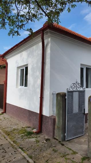 Persoana fizica vinde casa in orasul Calafat - 1