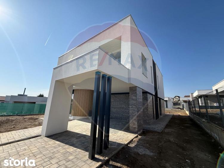 De vanzare casa 5 camere in zona Dealuri Oradea - 11