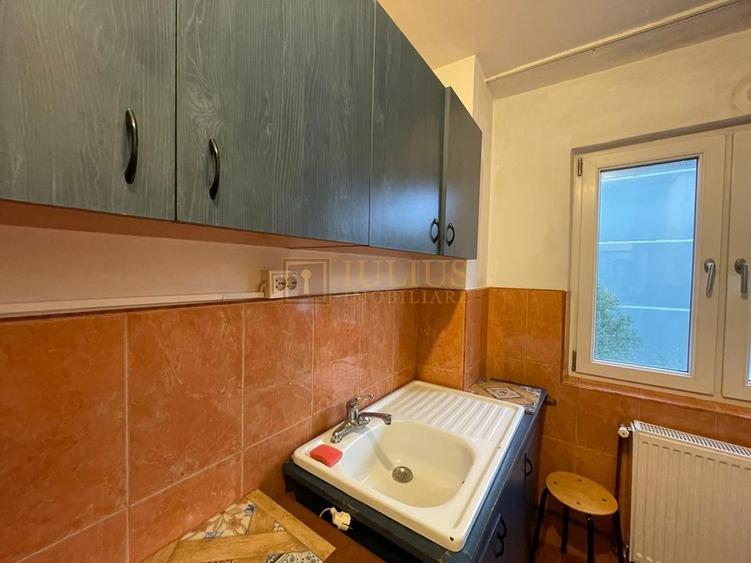 1 Camera ultracentral, in zona Medicina - 8