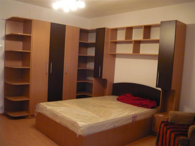 Vanzare garsoniera zona Costin Georgian // bloc de garsoniere - 1