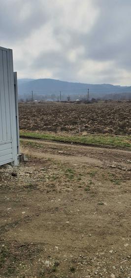 Teren intravilan sau parcele la iesire din Targu Neamt spre Pascani. - 3