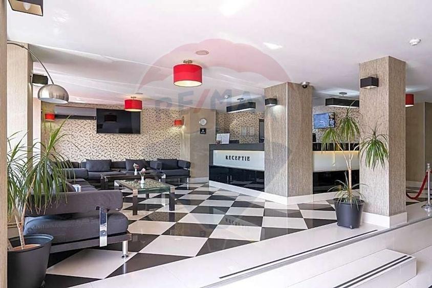 Hotel  cu 76 camere de vanzare in zona Libertatii Marriot - 1
