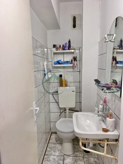 Apartament 3 camere, decomandat - 10