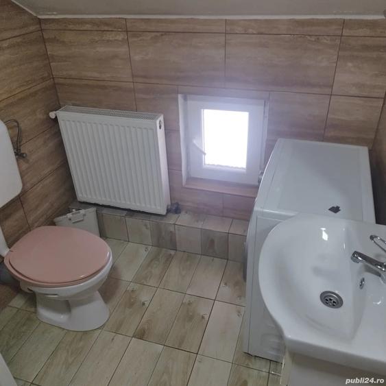 Inchiriez apartament la casa - 2