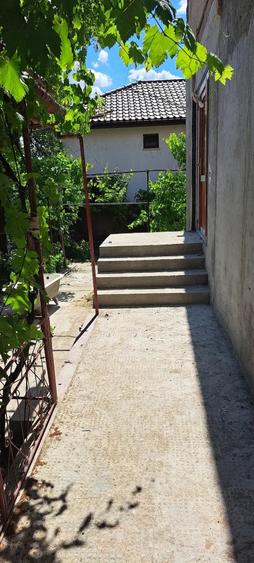 Casă cu 3 camere cu Teren 335 Mp în Ultracentral