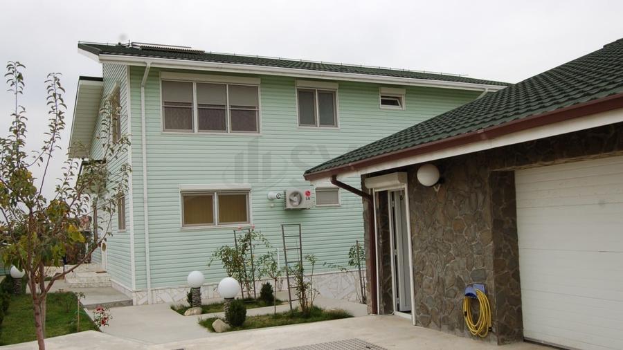 REV0002800 Vila de vanzare cu vedere la lac Laguna Albastra Corbeanca - 4