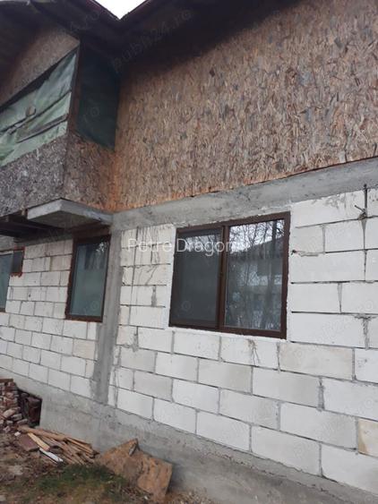 Casa cu teren si livada de vanzare Casa cu teren si livada de vanzare