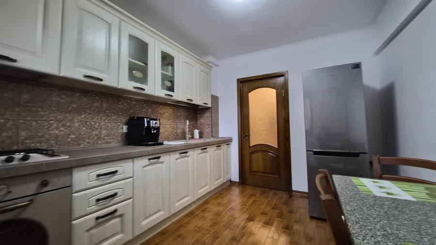 Capitol - ap 3 cam , et 2/4 , renovat integral (mobilat si utilat complet) - 10