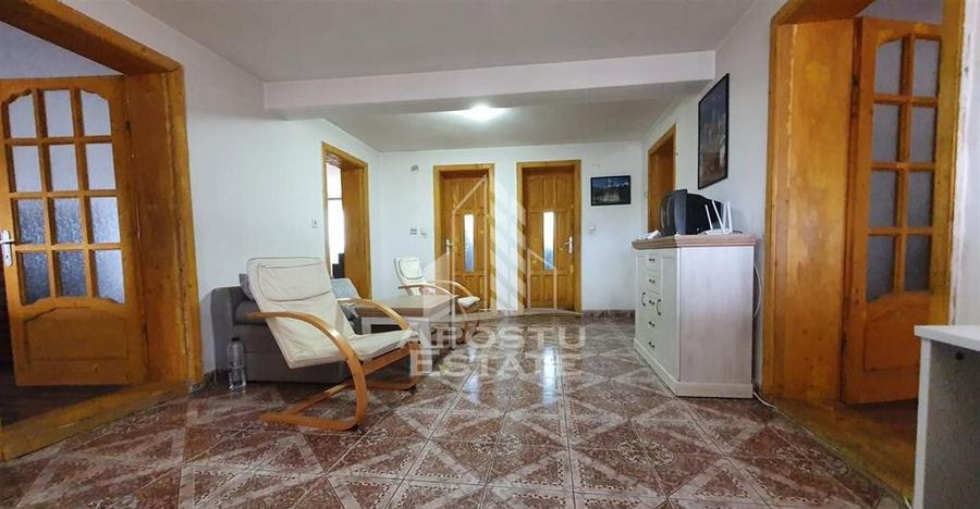 Apartament cu 4 camere Semidecomandat in zona Buziasului - 11