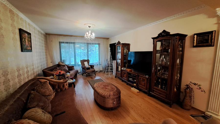 VILA INDIVIDUALA SUPERBA - CU TEREN GENEROS - AMPLASAMENT IDEAL - 20