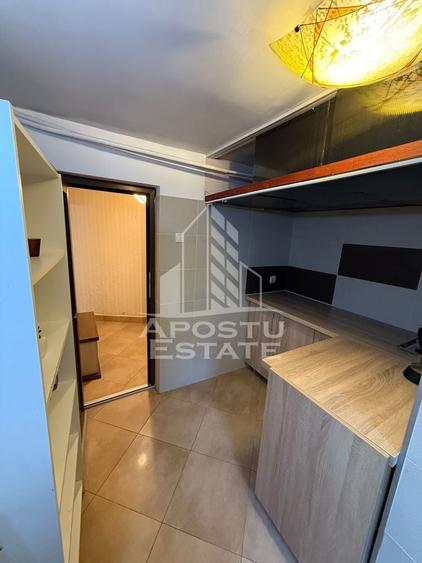Garsonieră decomandată, mobilată în Complex Studențesc