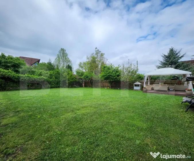 Casa la Platoul Cornesti cu 12 camere cu Piscina Interioara - 13