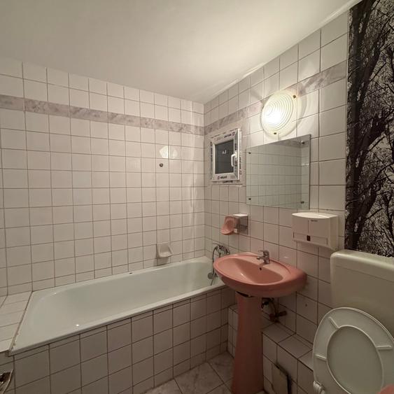 13 Septembrie - Panduri langa spitalul Burghele, parter, nemobilat, 68mp - 8