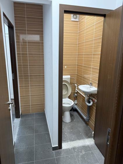 Spatiu Comercial de Inchiriat- Mihai Bravu - 8