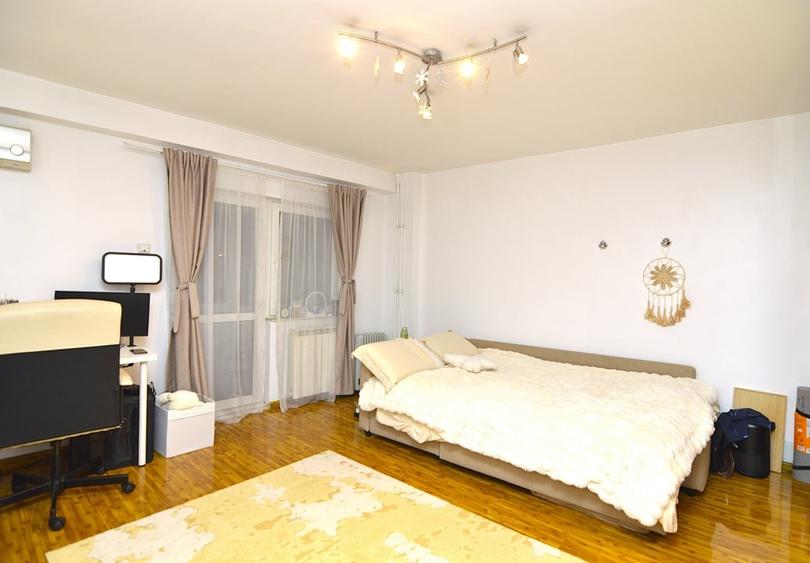 VANZARE GARSONIERA UNIRII – NERVA TRAIAN - BLOC LOTTO - 1