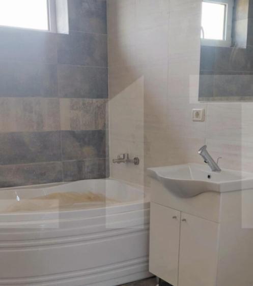 Blitz va ofera spre vanzare casa noua in Sanleani constructi - 2