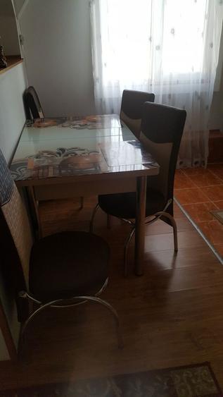 Inchiriez apartament (mansarda)zona centrala ,centrala proprie,balcon inchis, 1250 lei - 8