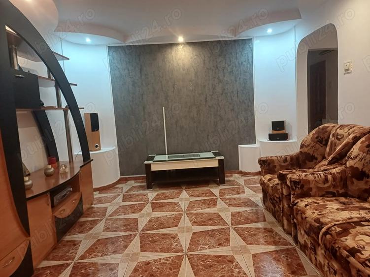 Se vinde apartament cu 3 camere decomandat in Ramnicu Sarat - 3