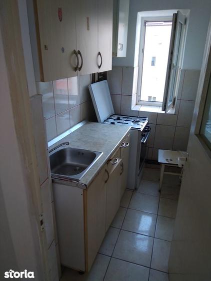 De inchiriat Garsoniera - Zona Kauflandul de jos - 6