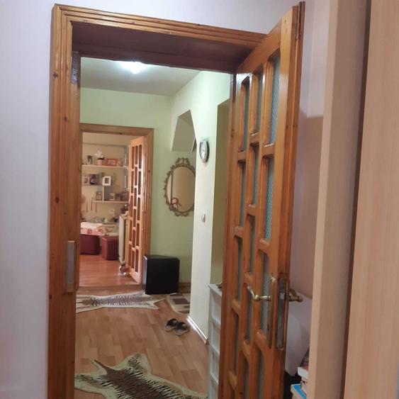 vand apartament in orasul Saveni - 1