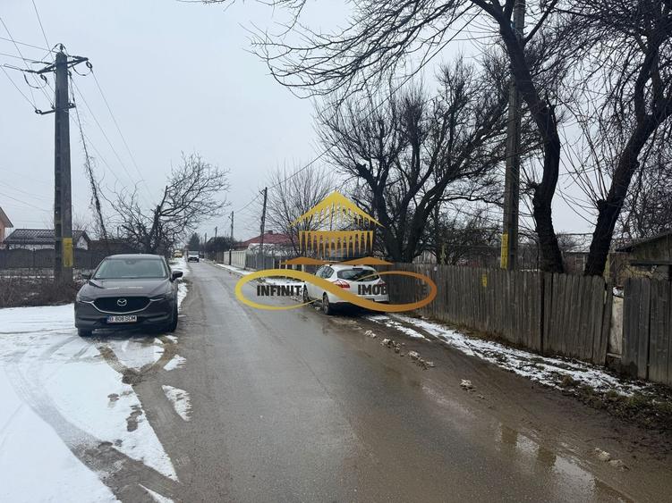 Casa batraneasca cu teren de vanzare in Lilieci Bacau - 9