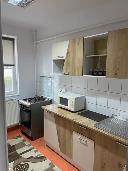 De inchiriat garsoniera - 4