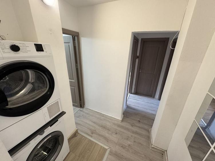 Apartament 3 camere zona Cet - 9