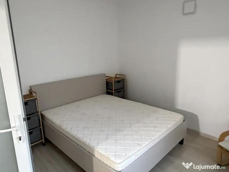 Inchiriez casa cu 3 camere la curte - 6